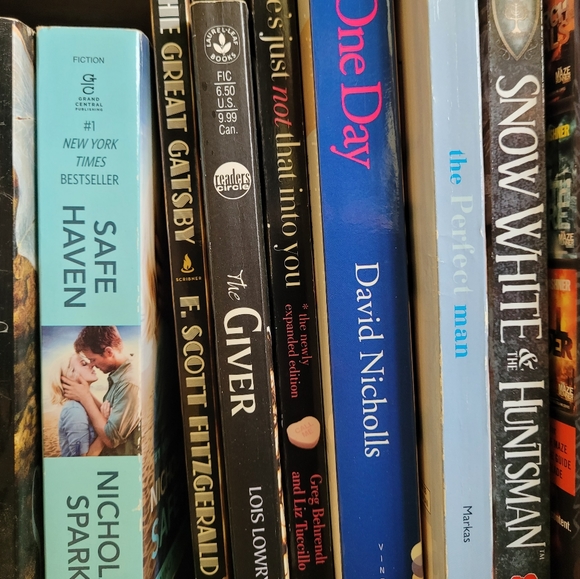 Used Books - Picture 3 of 3